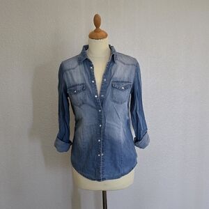 Casual Blue Button-Down Denim Shirt